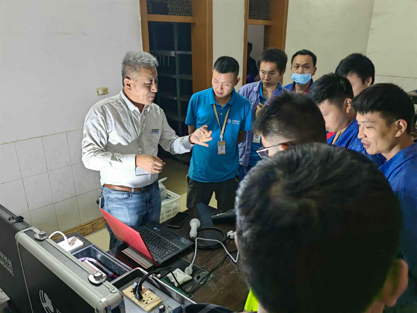 开云官方web站-开云online(中国)为中移铁通有限公司安全用电培训